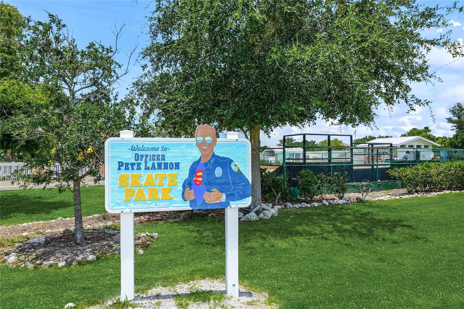 Image 43 of 49 For 625 Dundee Lane