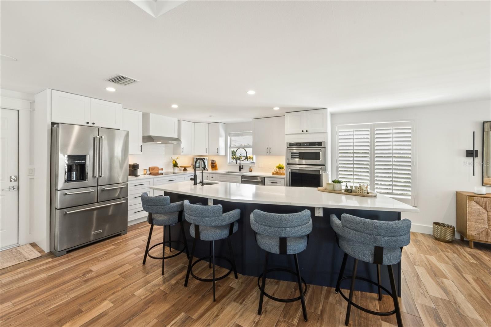 Image 8 of 49 For 625 Dundee Lane