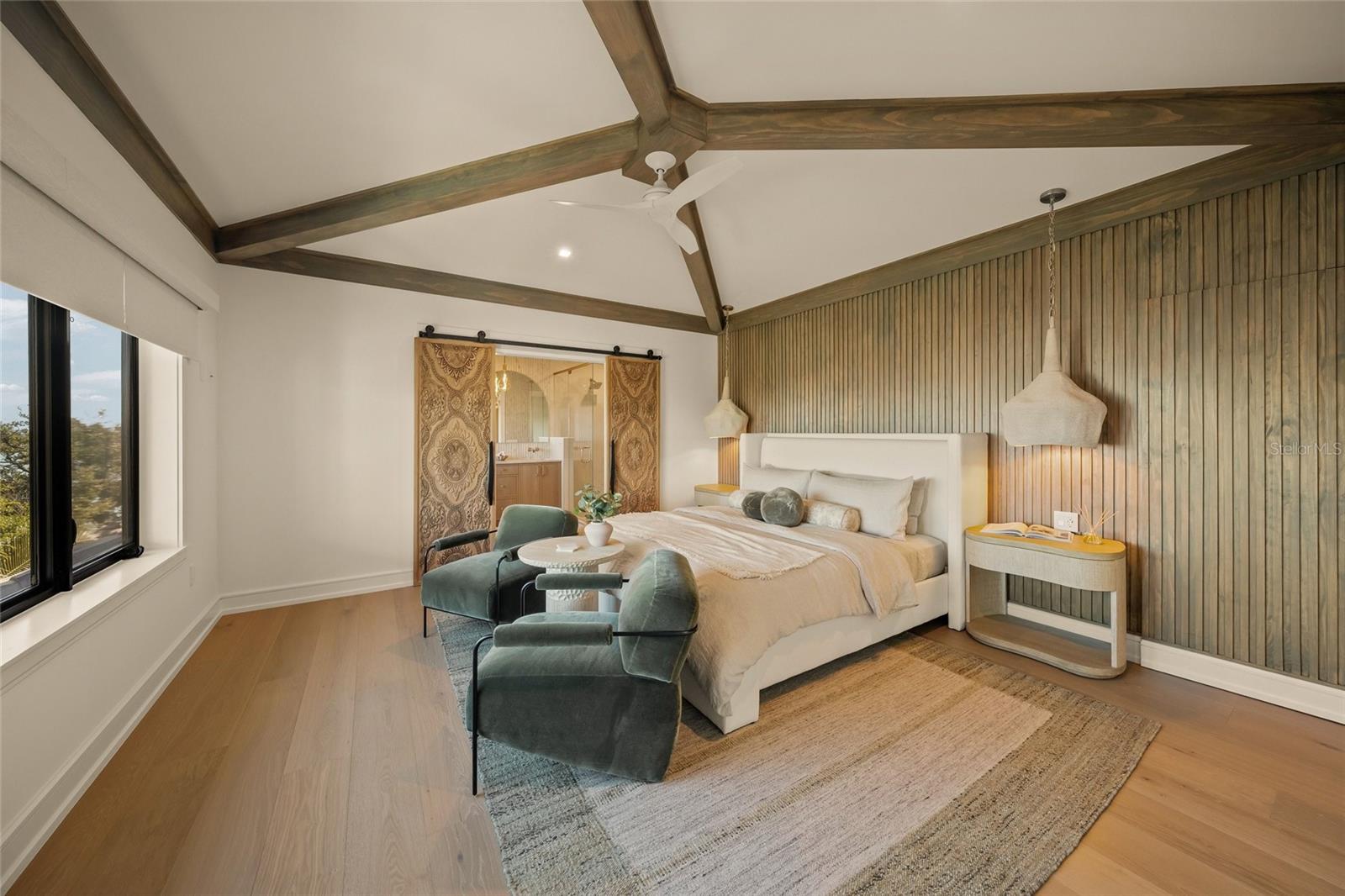 Image 26 of 46 For 821 Bay Boulevard