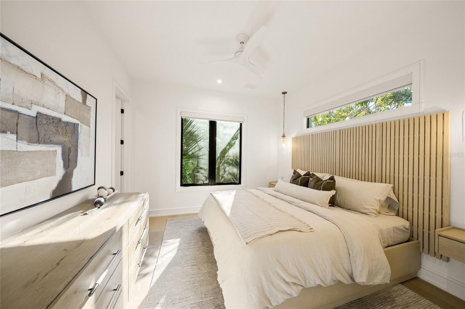 Image 34 of 46 For 821 Bay Boulevard