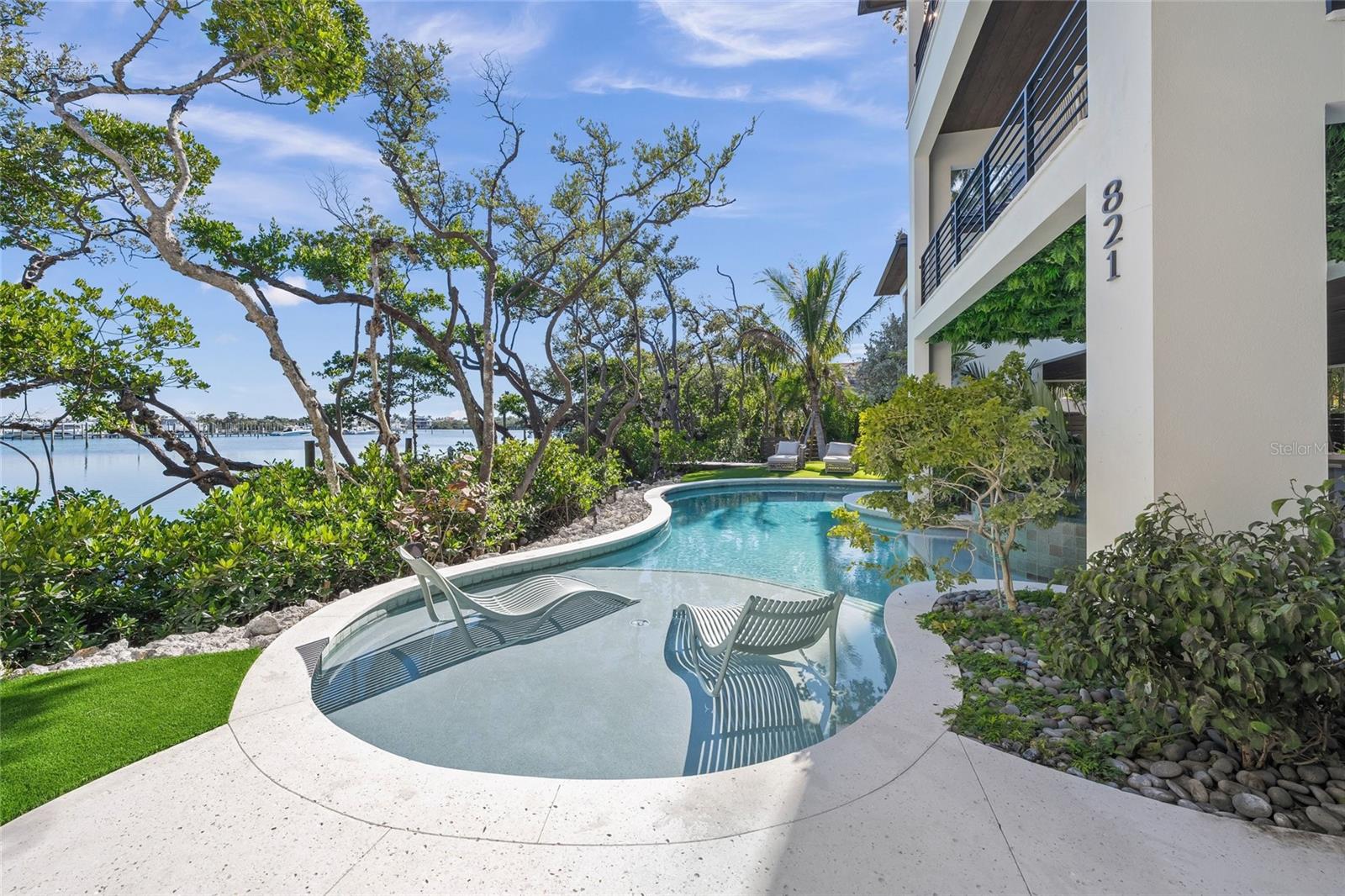 Image 37 of 46 For 821 Bay Boulevard