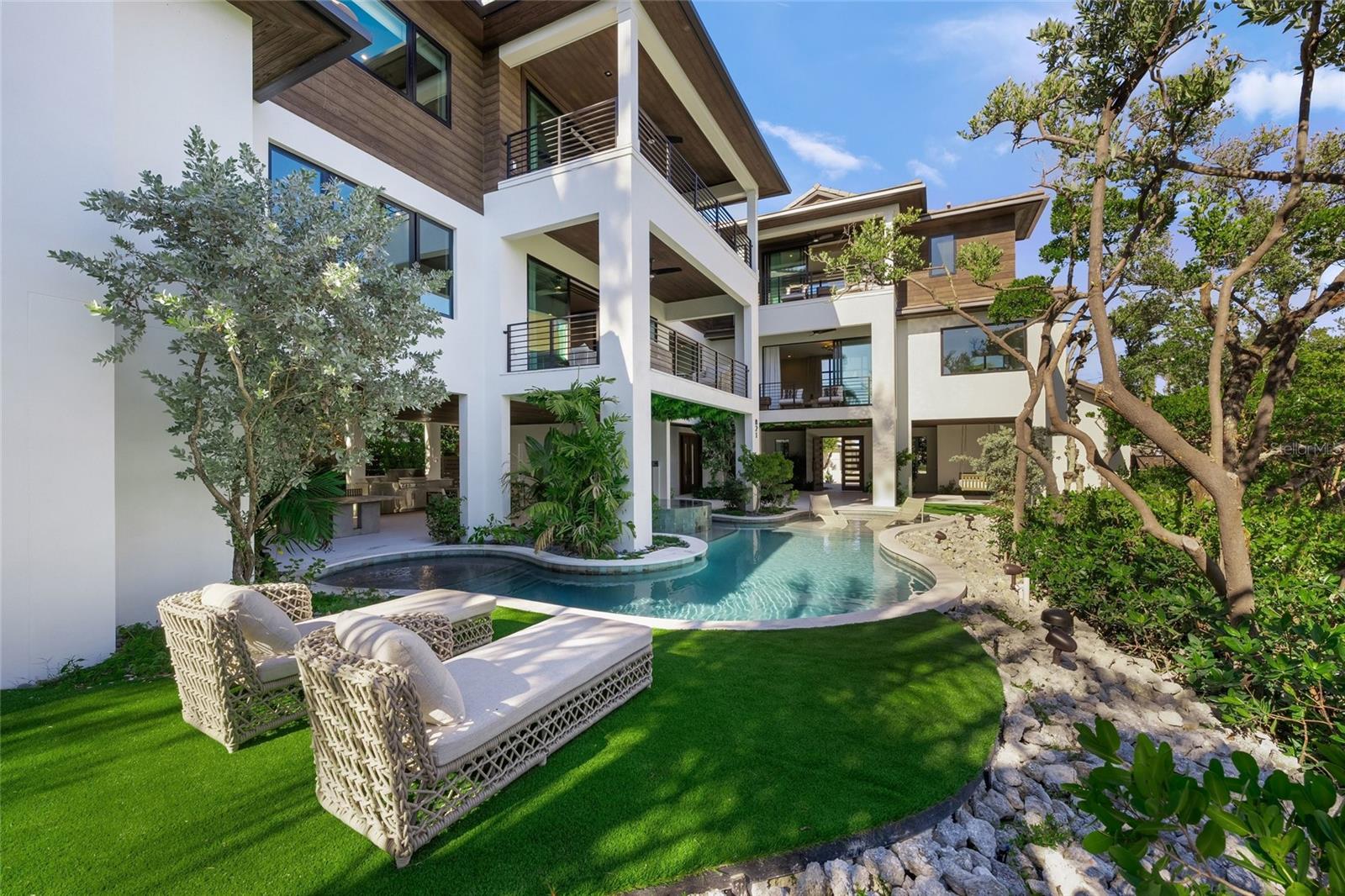 Image 40 of 46 For 821 Bay Boulevard