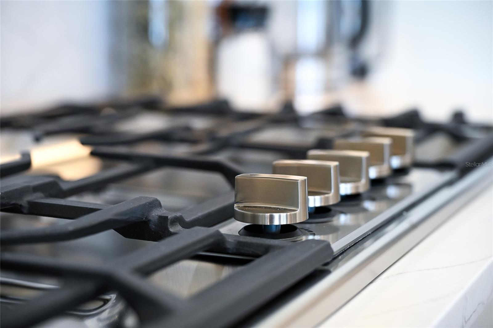 Listing photo id 17 for 1300 Benjamin Franklin Drive 809