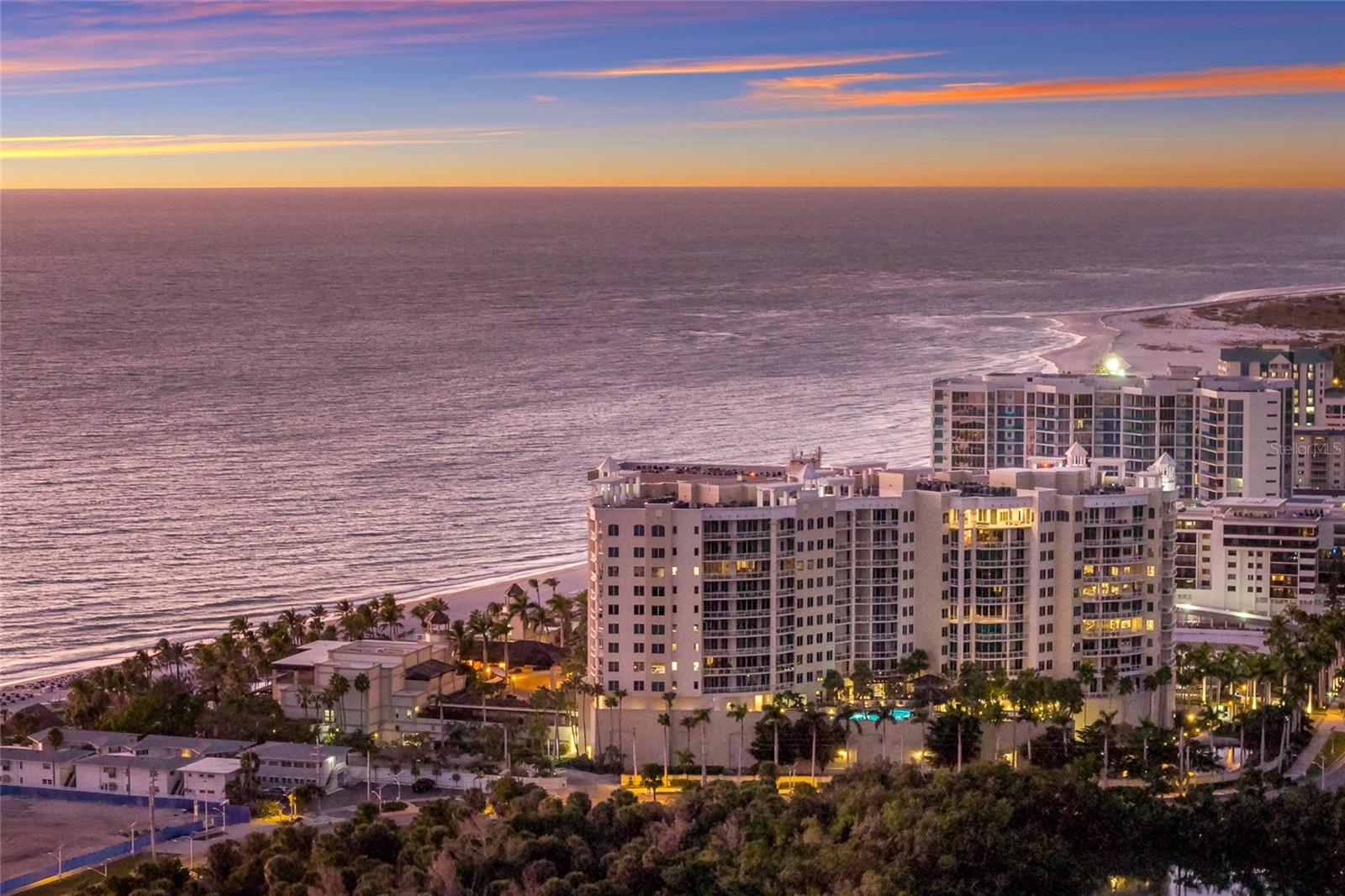 Listing photo id 63 for 1300 Benjamin Franklin Drive 809