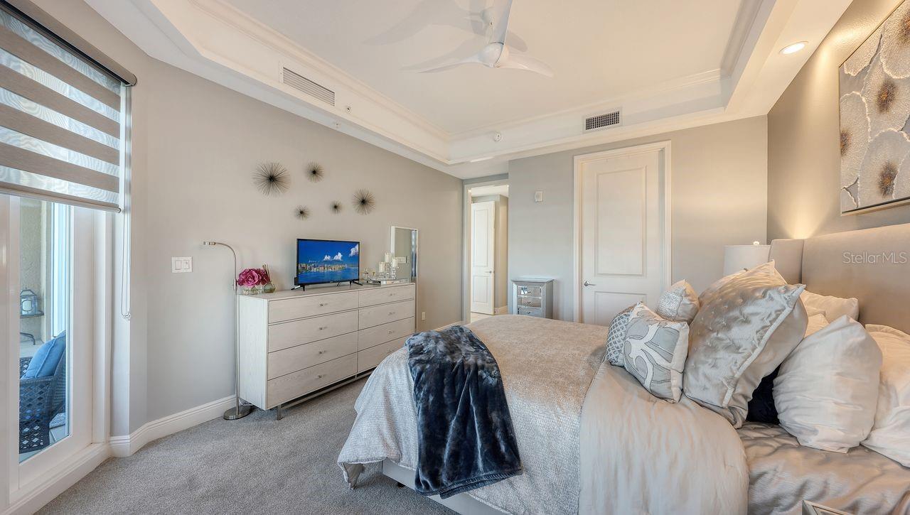 Image 21 of 67 For 10530 Boardwalk Loop 505