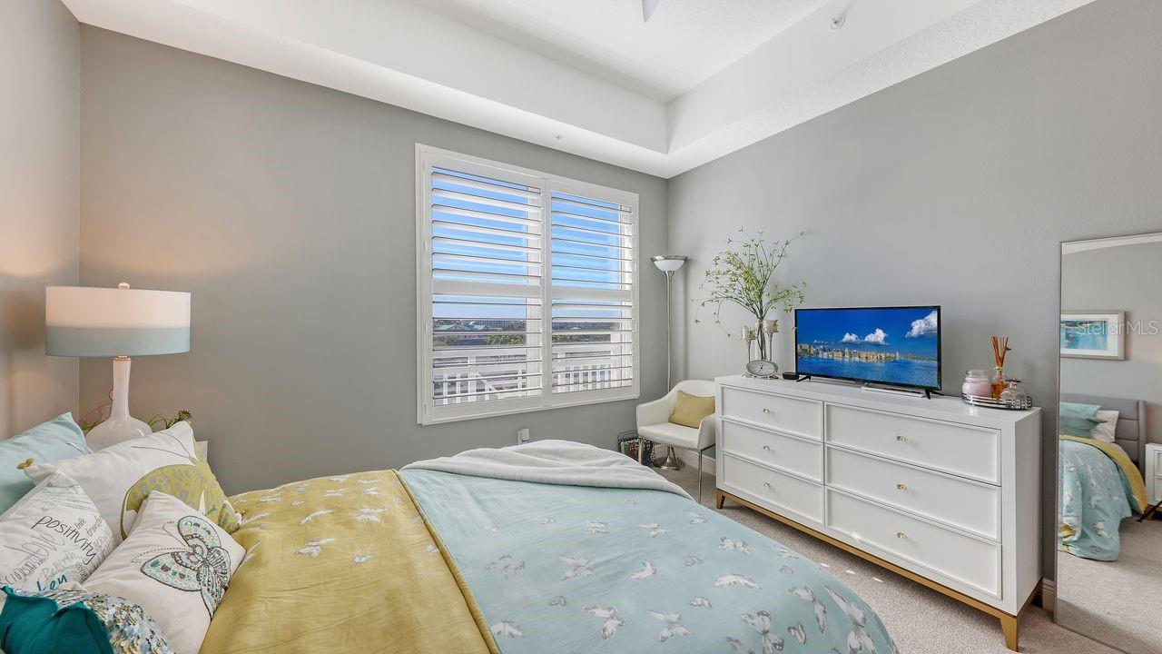 Image 31 of 67 For 10530 Boardwalk Loop 505