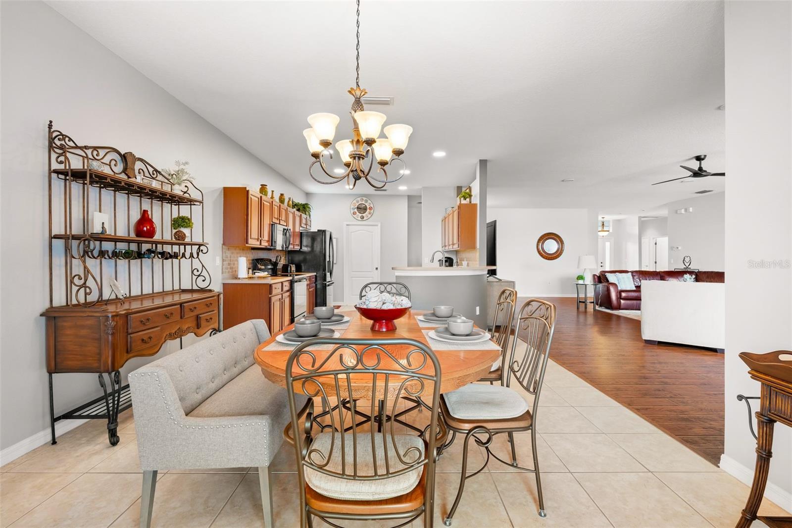 Image 12 of 28 For 6226 Ikes Cabin Court