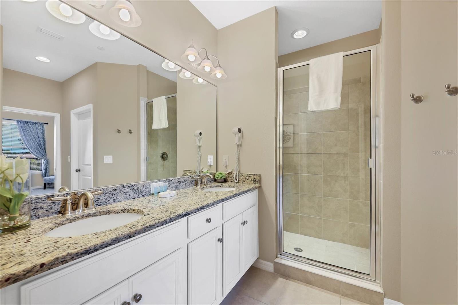 Image 26 of 76 For 13719 Messina Loop 202