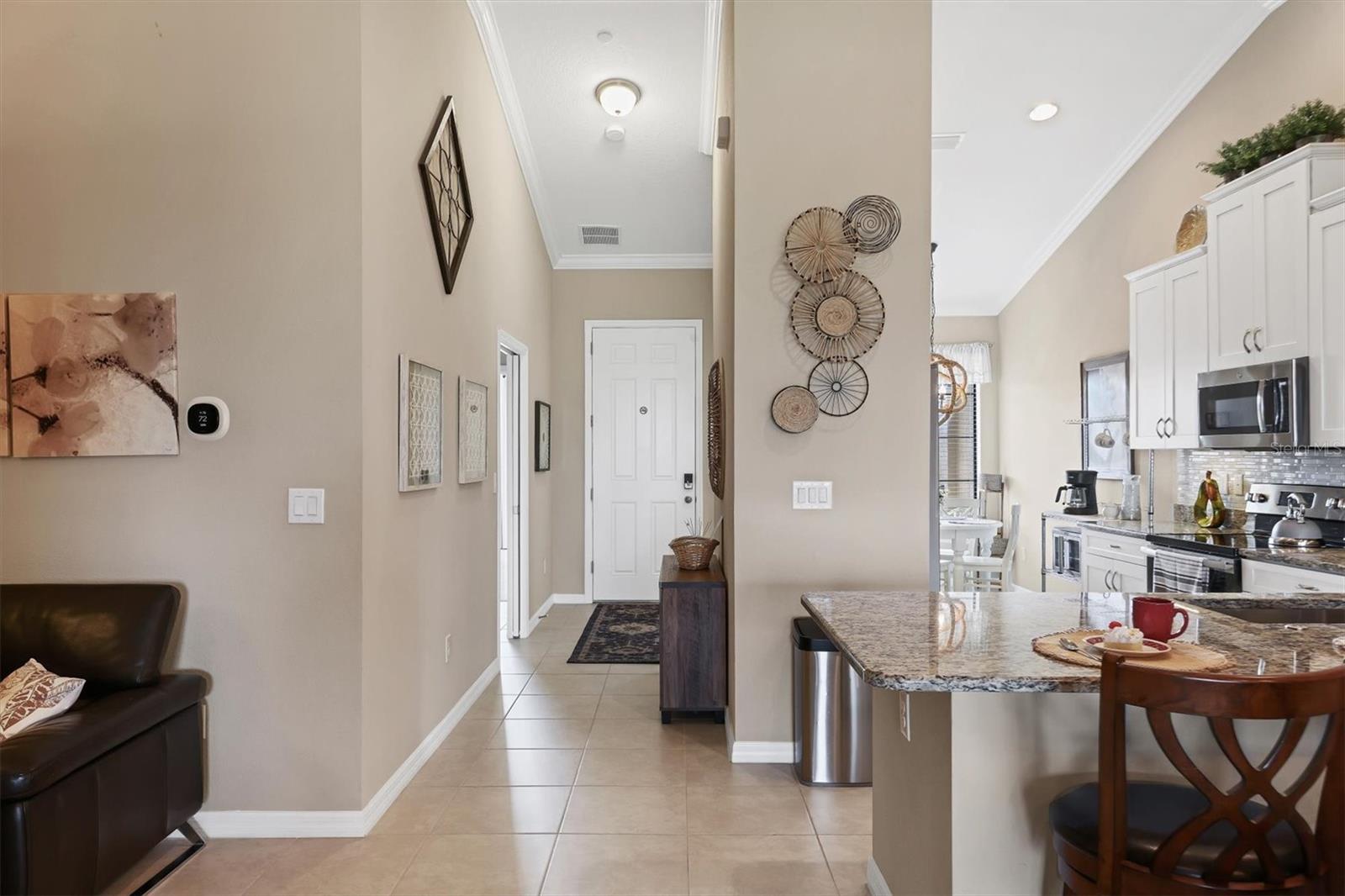 Image 4 of 76 For 13719 Messina Loop 202