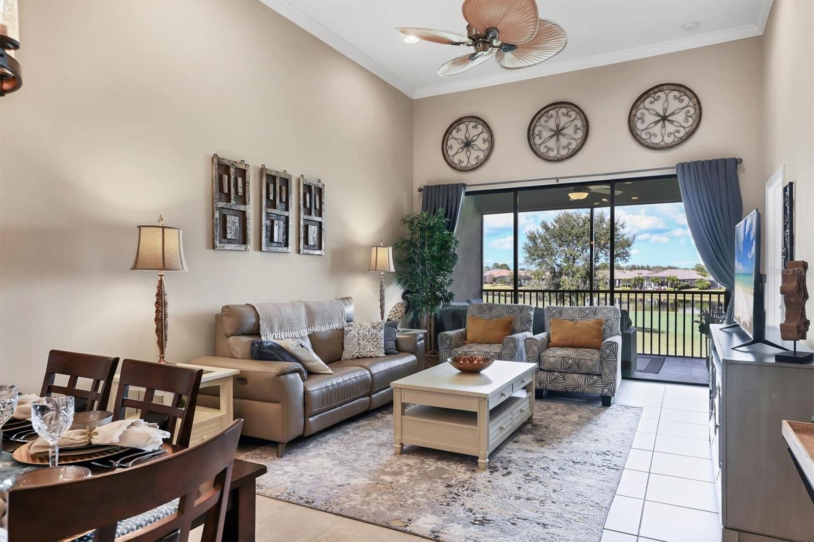 Image 5 of 76 For 13719 Messina Loop 202