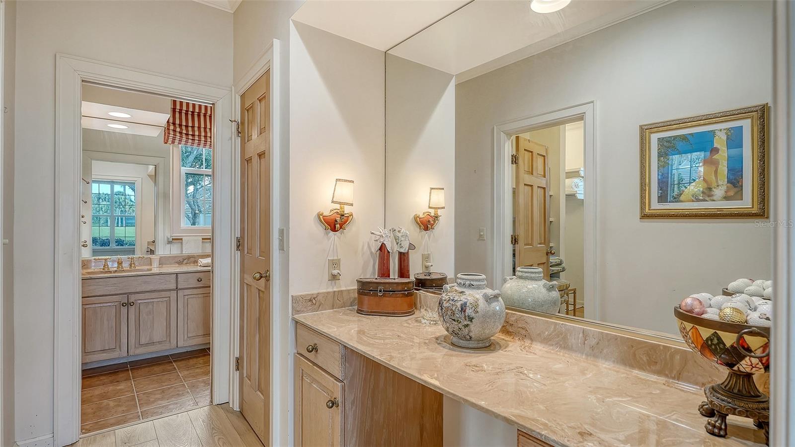 Image 22 of 93 For 227 Saint James Park