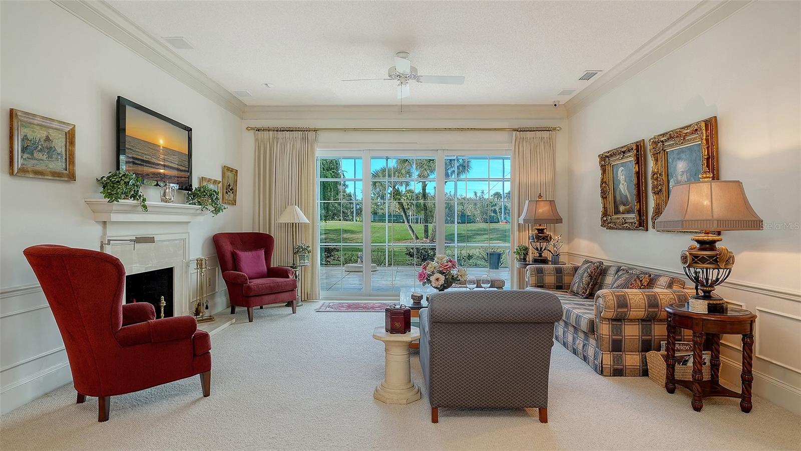 Image 9 of 93 For 227 Saint James Park