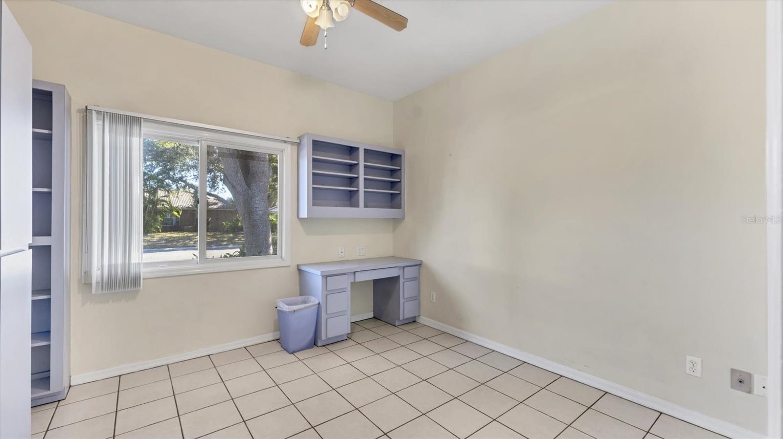 Image 33 of 47 For 467 Ingres Drive