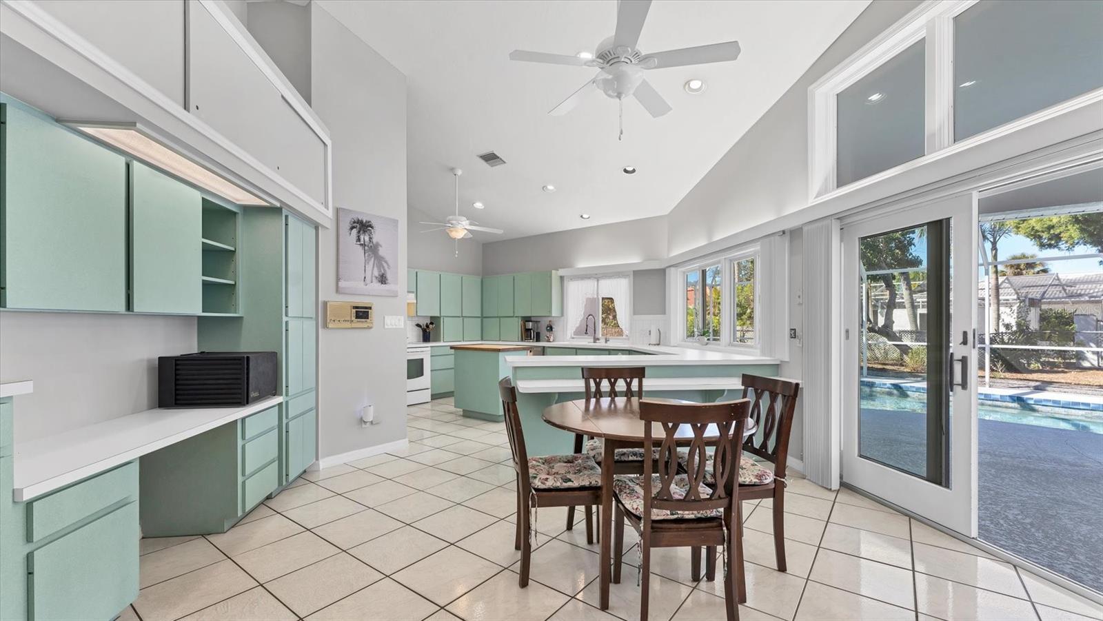 Image 5 of 47 For 467 Ingres Drive