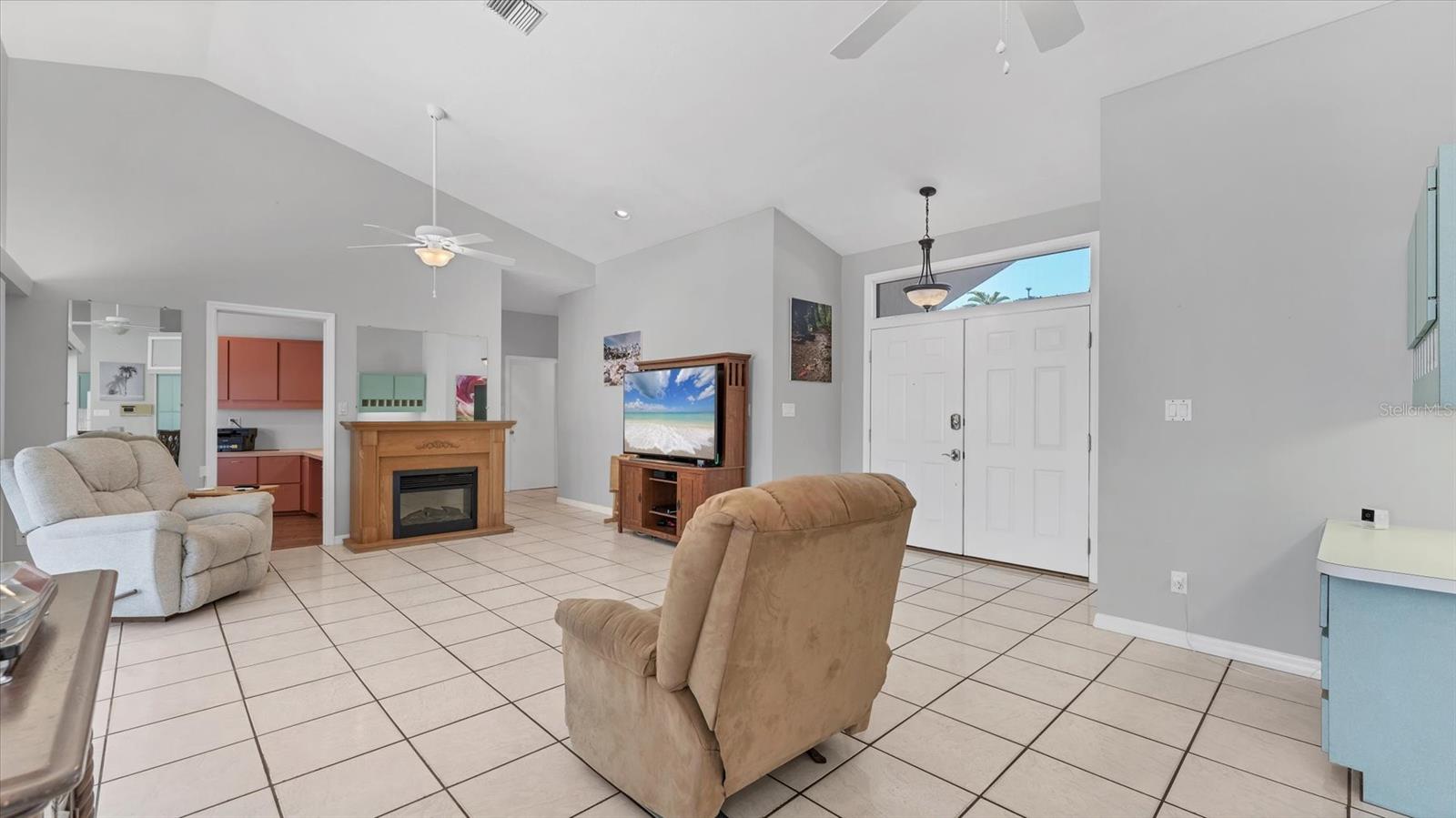 Image 6 of 47 For 467 Ingres Drive