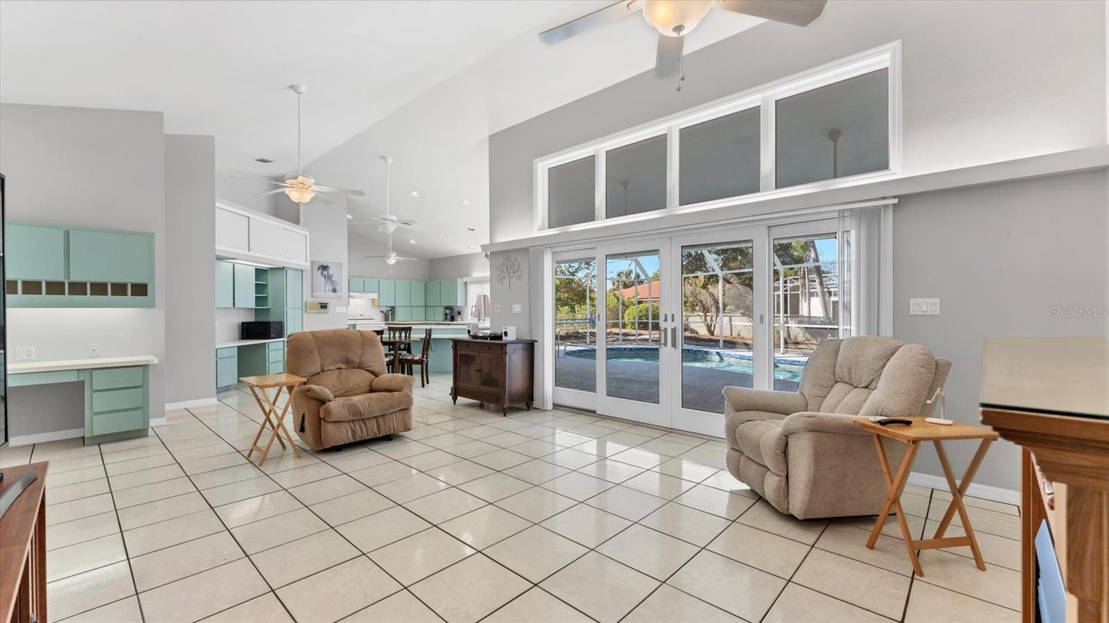 Image 9 of 47 For 467 Ingres Drive