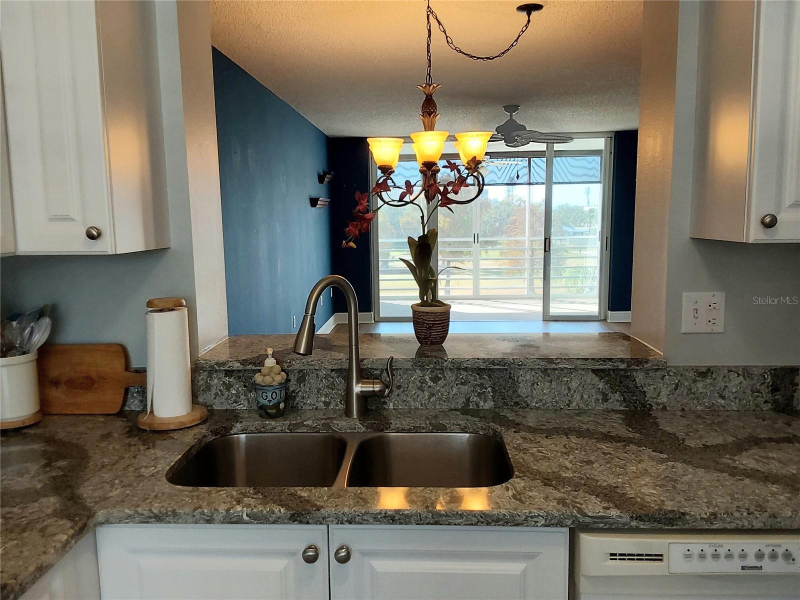 Image 16 of 65 For 3730 Pinebrook Circle 404