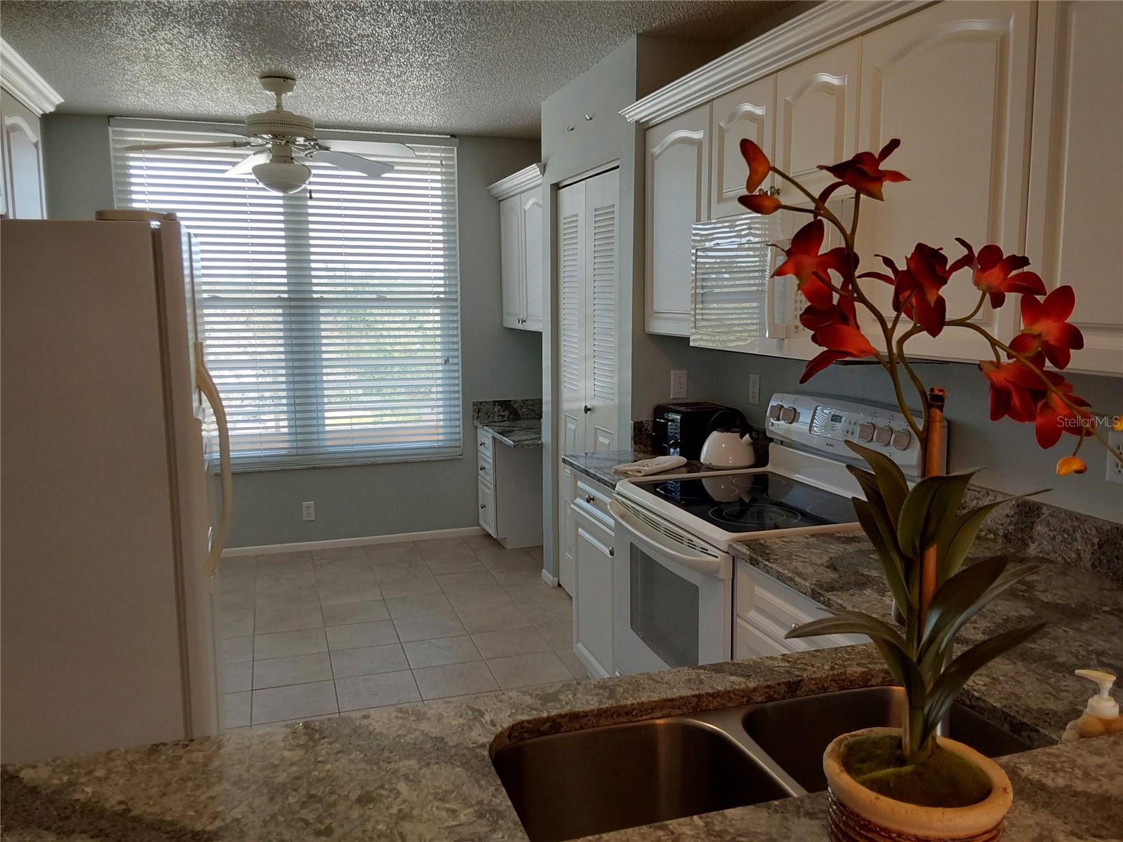 Image 17 of 65 For 3730 Pinebrook Circle 404