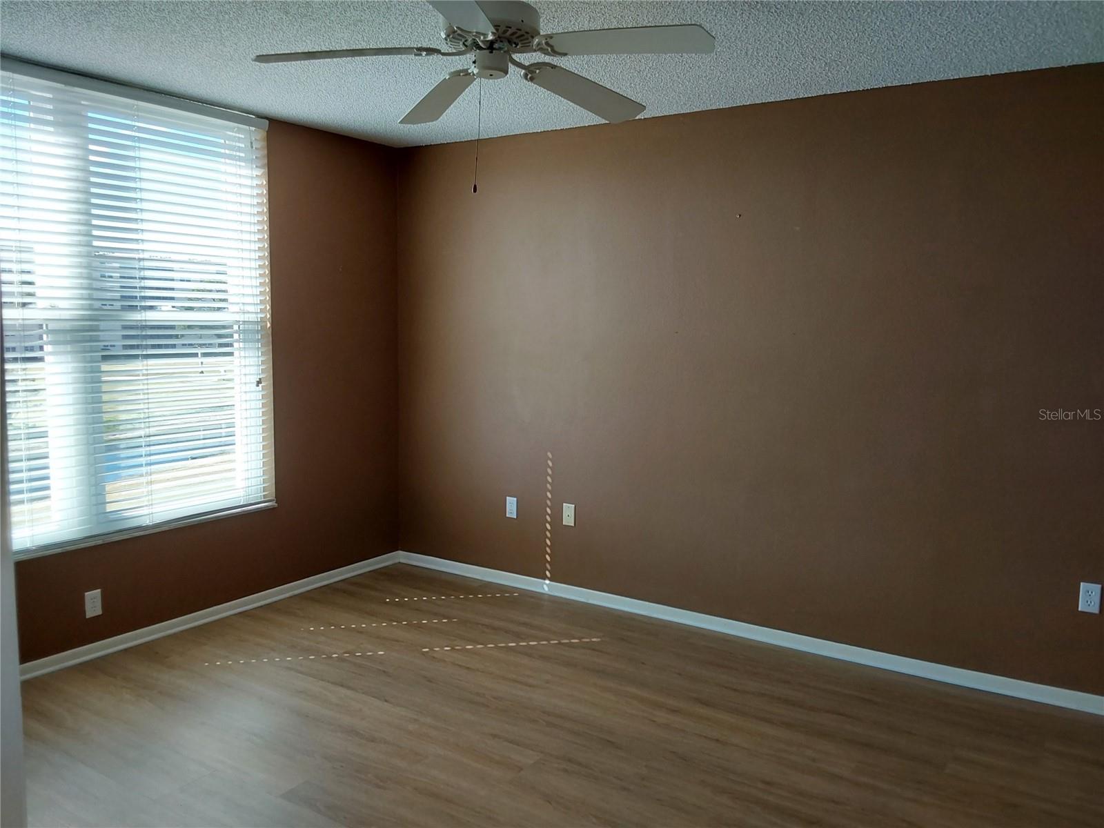 Image 20 of 65 For 3730 Pinebrook Circle 404