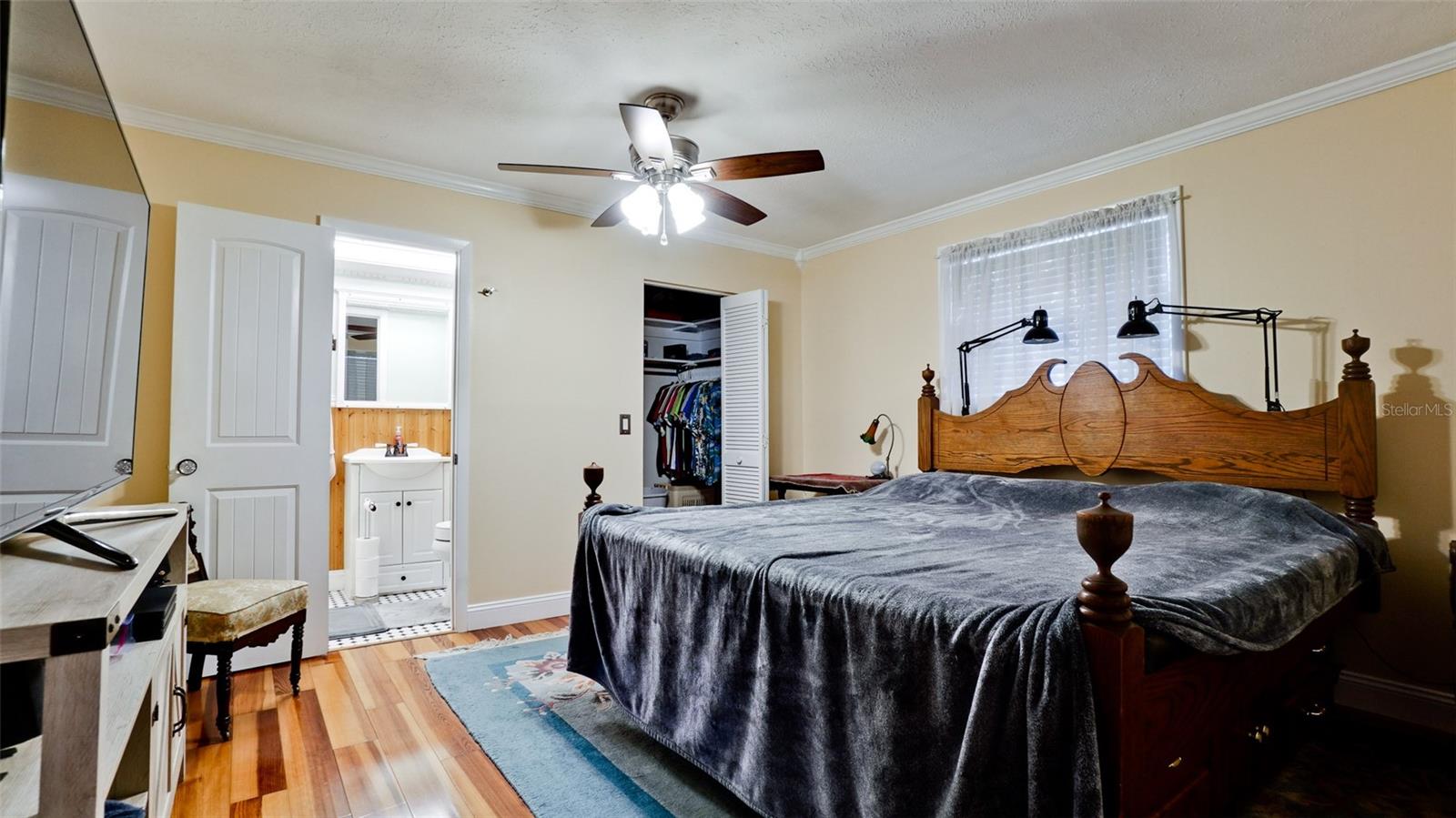 Image 14 of 38 For 3 Columbia Street