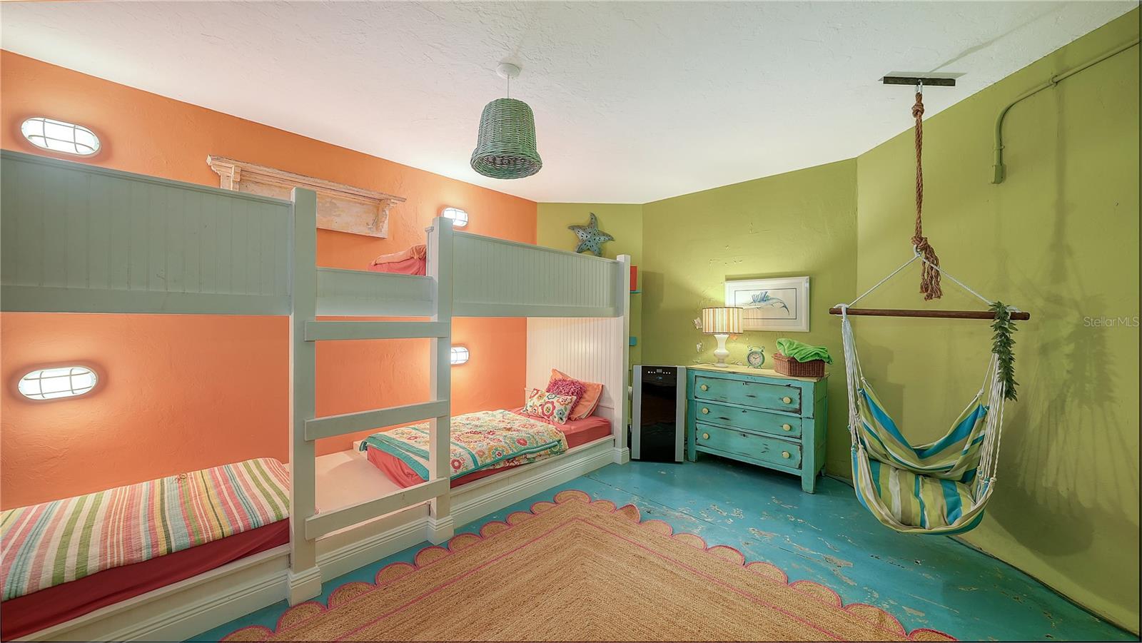 Image 34 of 45 For 101 Sunset Lane