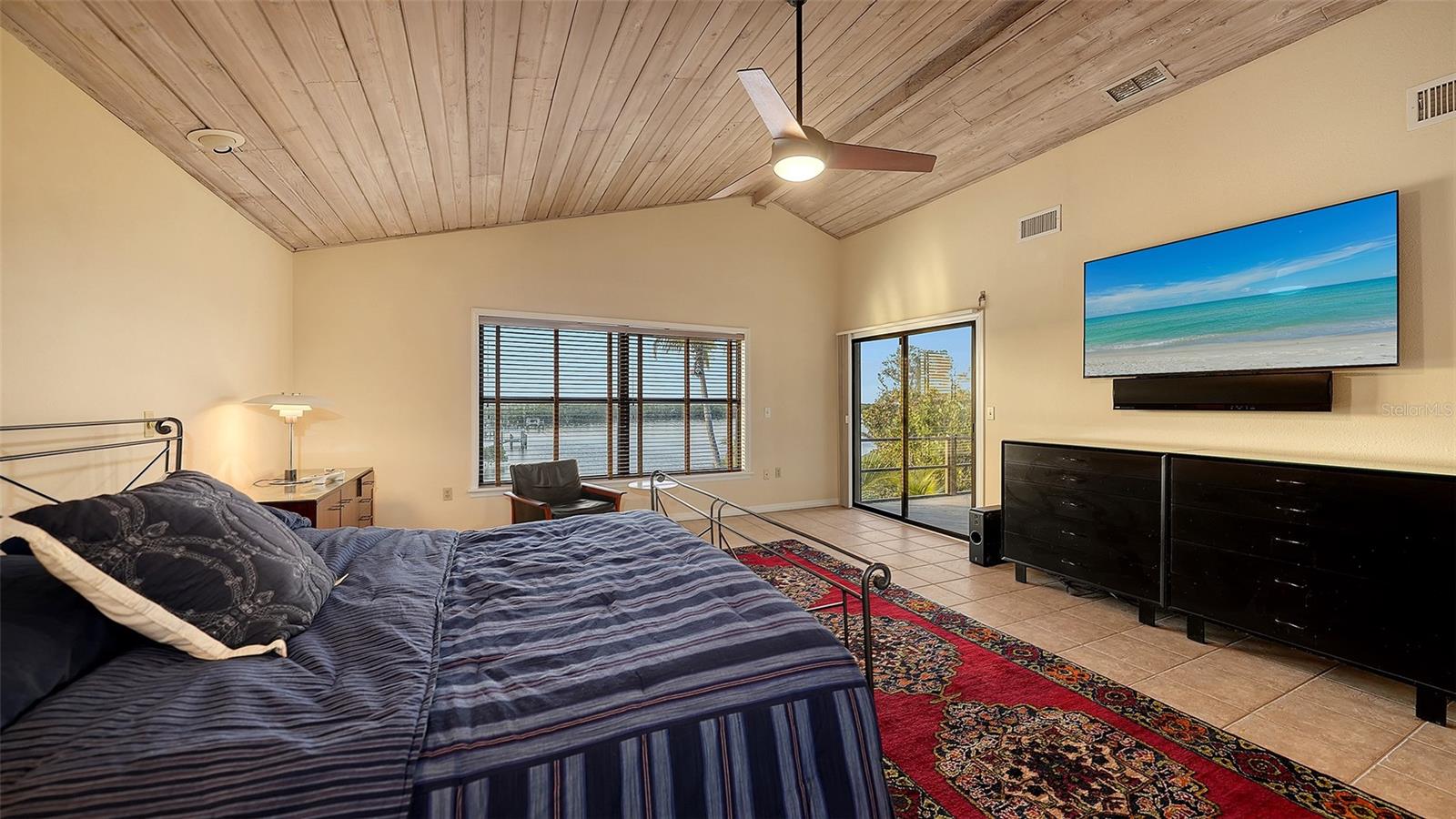 Image 28 of 75 For 4367 Pompano Lane