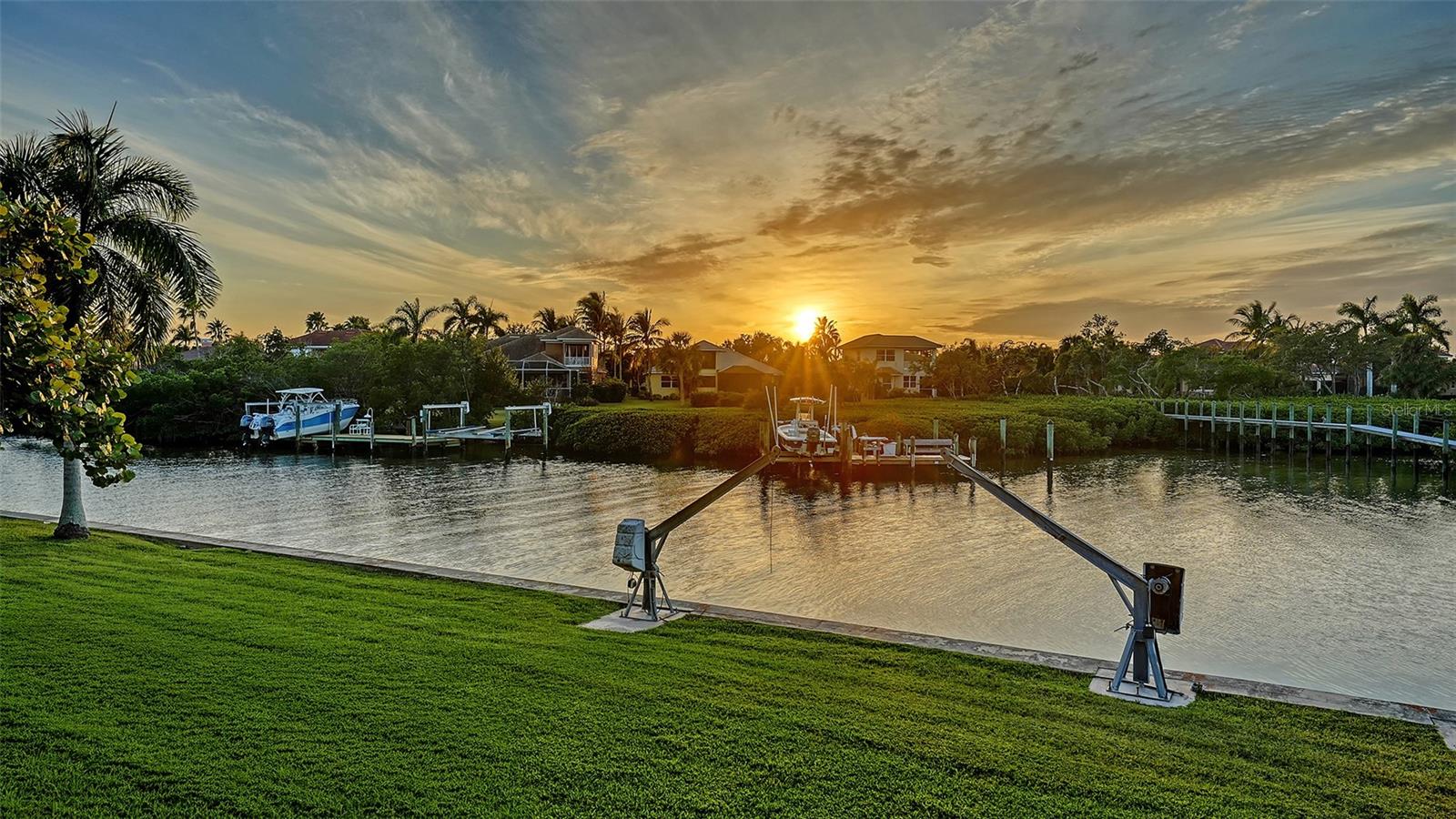 Image 34 of 75 For 4367 Pompano Lane