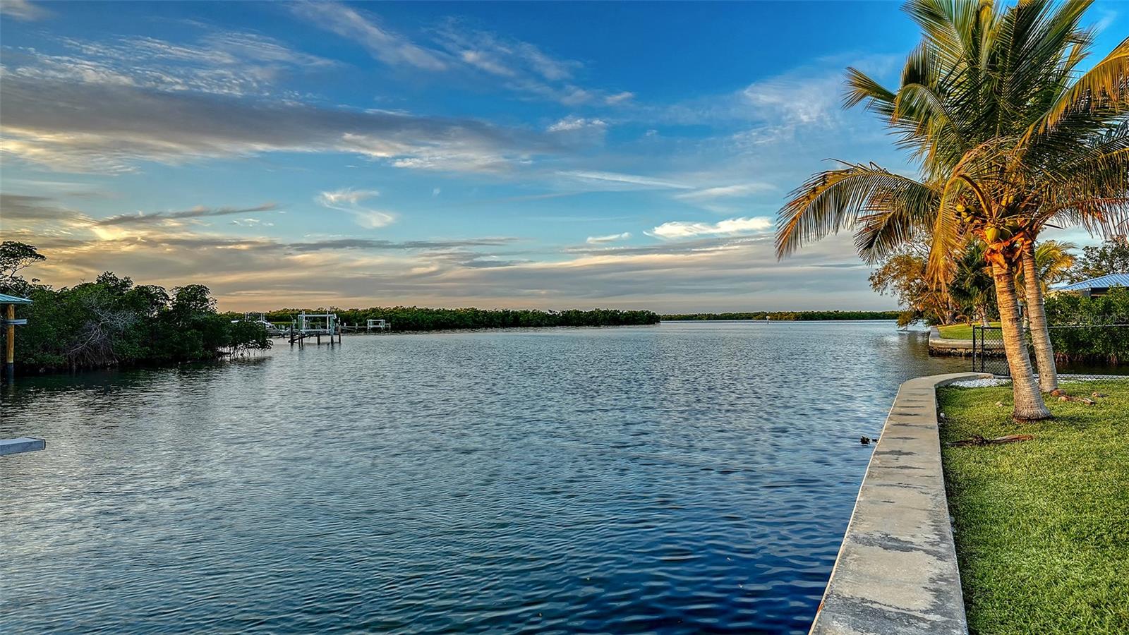 Image 53 of 75 For 4367 Pompano Lane