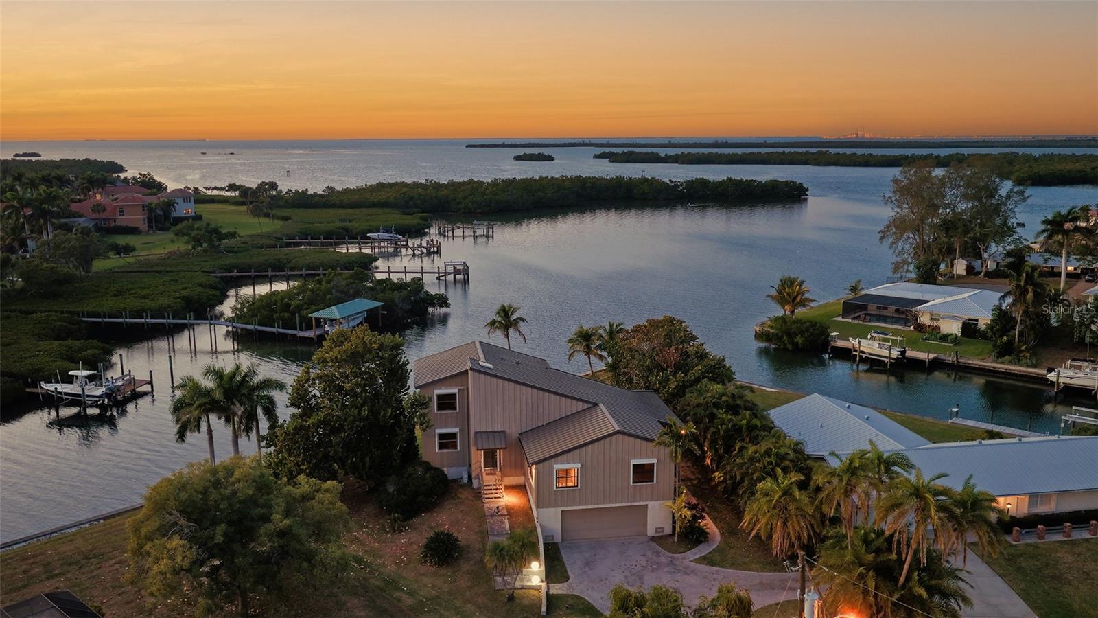 Image 60 of 75 For 4367 Pompano Lane