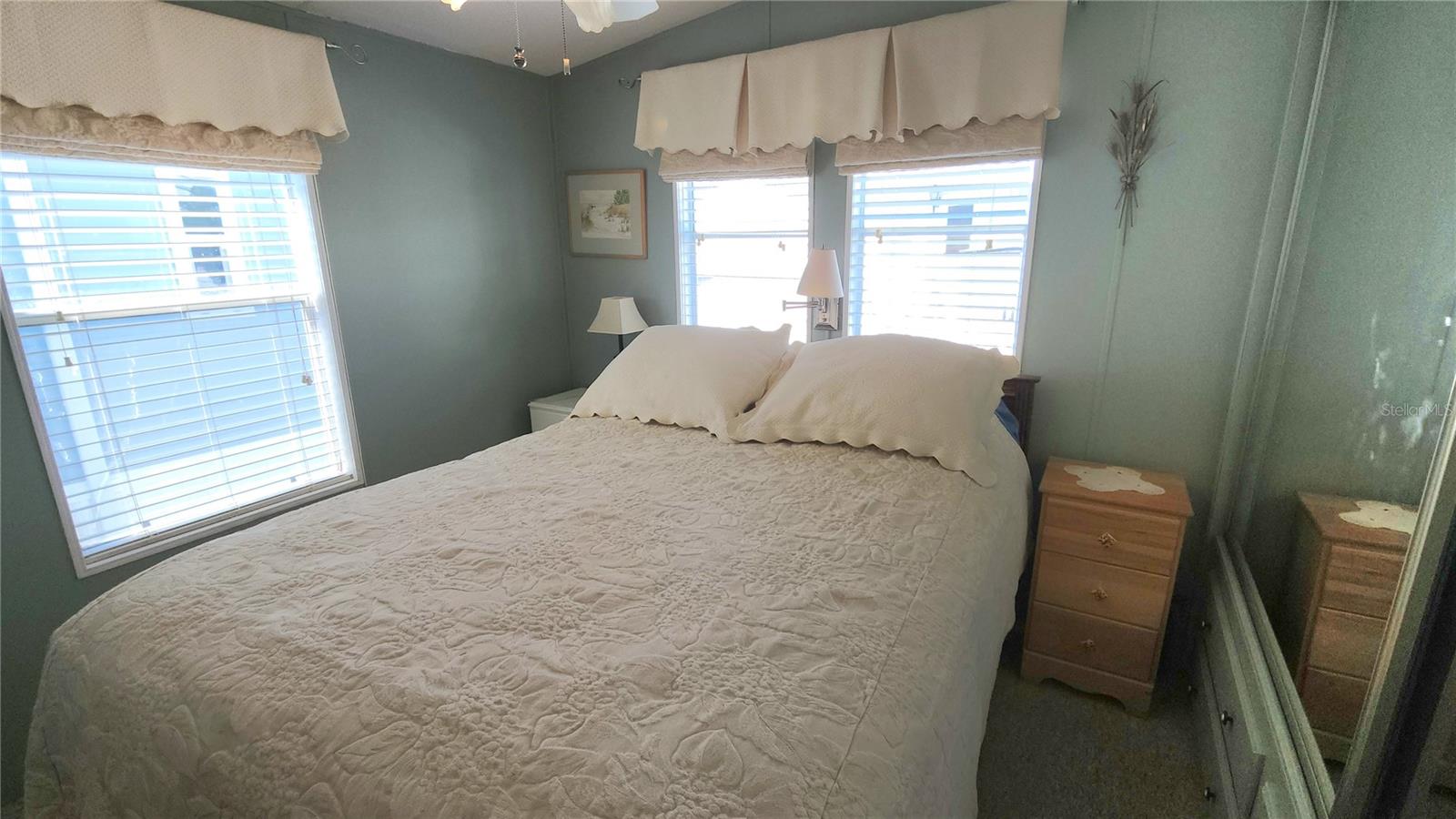 Image 18 of 40 For 3333 26th Avenue E 1215