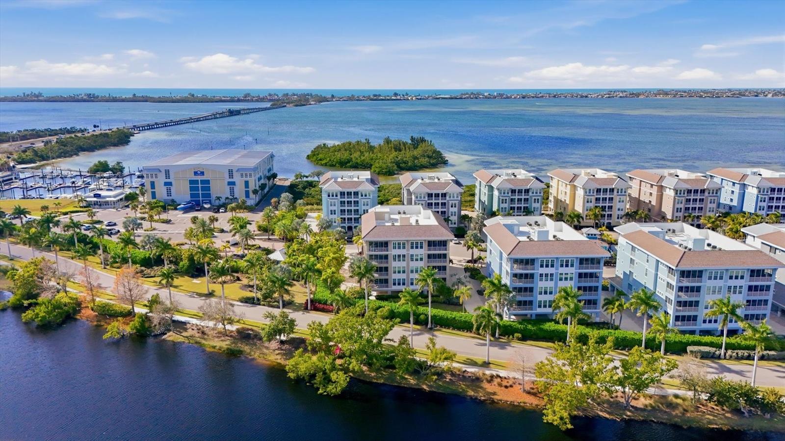 Image 33 of 51 For 395 Aruba Circle 303