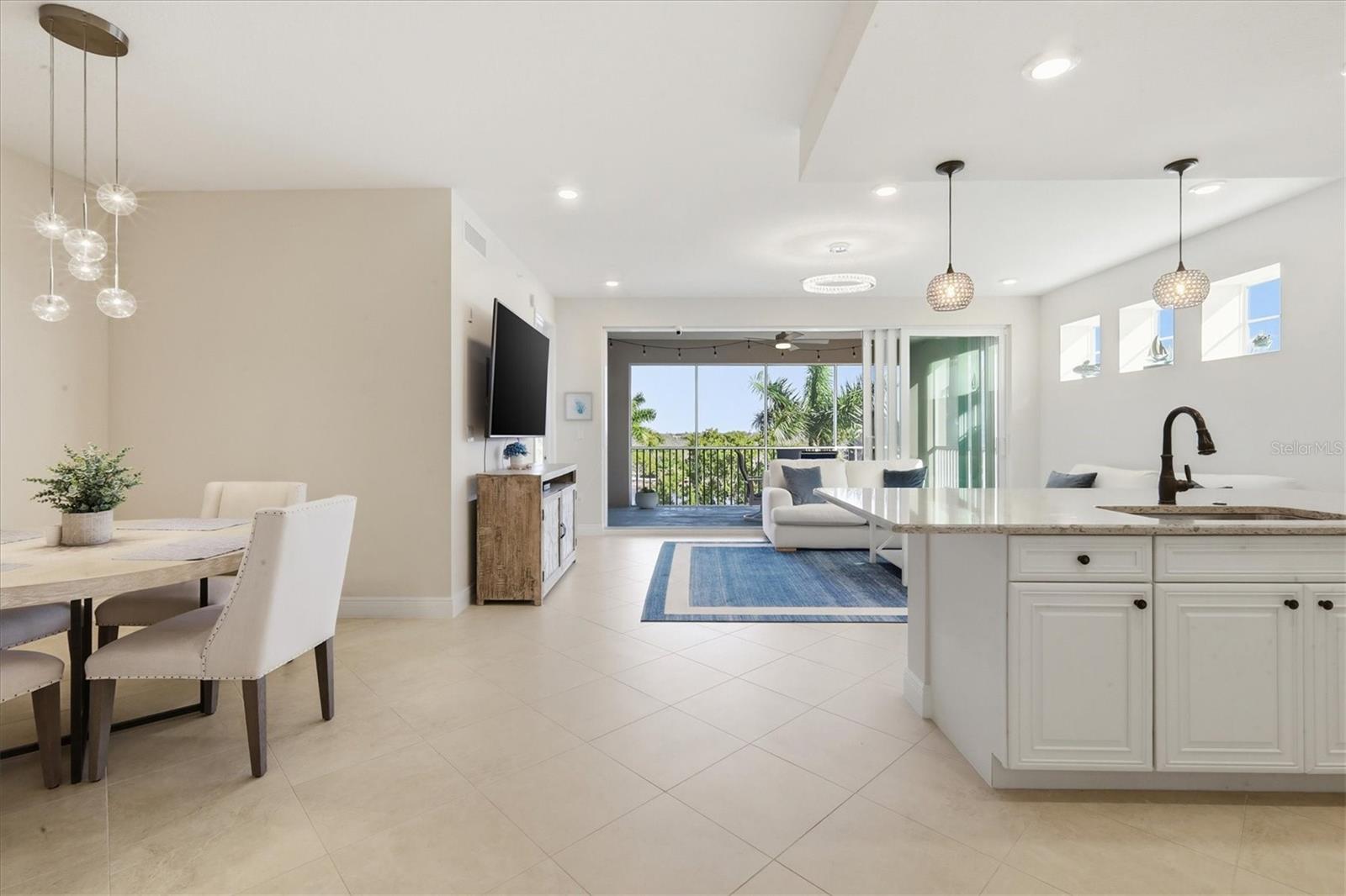 Image 6 of 51 For 395 Aruba Circle 303