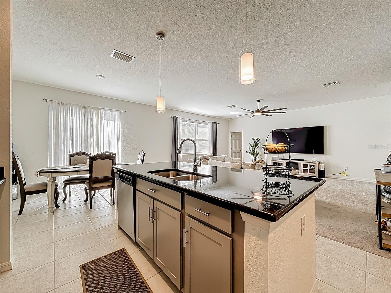 Image 19 of 57 For 3246 Dryden Street