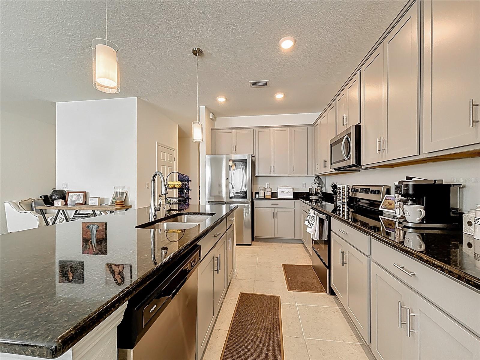 Image 20 of 57 For 3246 Dryden Street