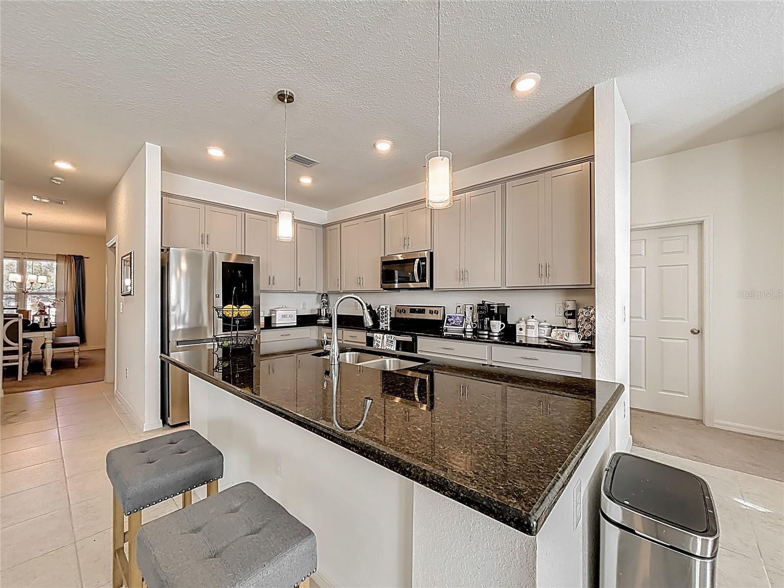 Image 21 of 57 For 3246 Dryden Street