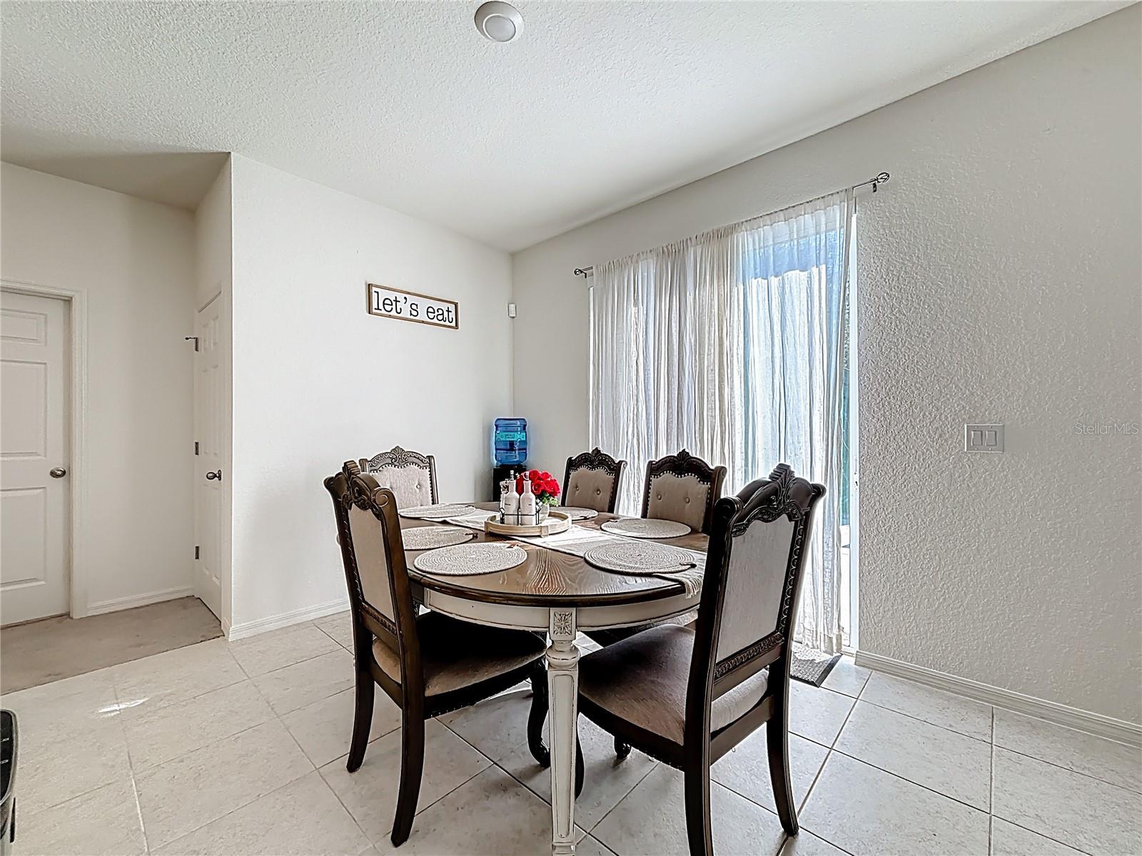 Image 22 of 57 For 3246 Dryden Street