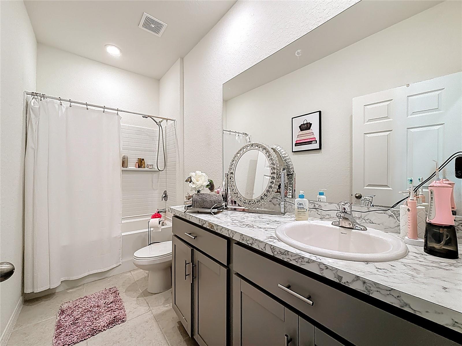 Image 32 of 57 For 3246 Dryden Street