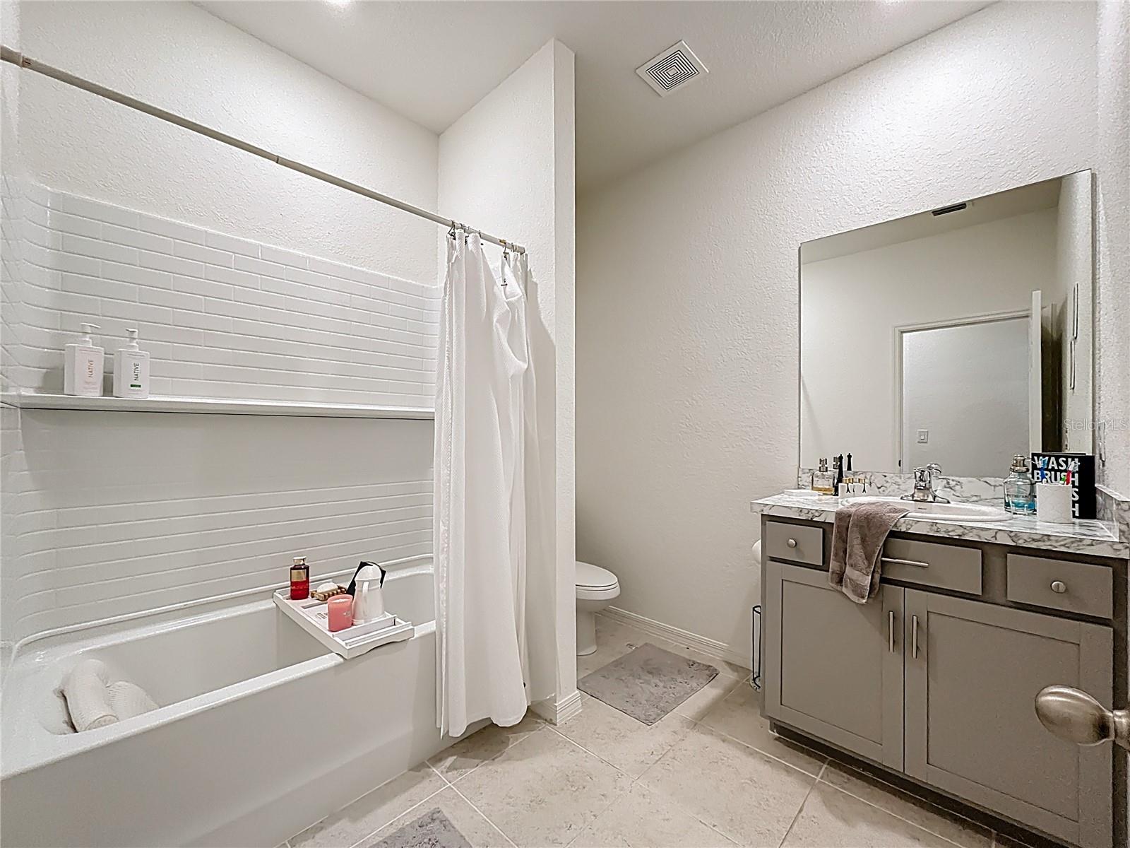 Image 36 of 57 For 3246 Dryden Street