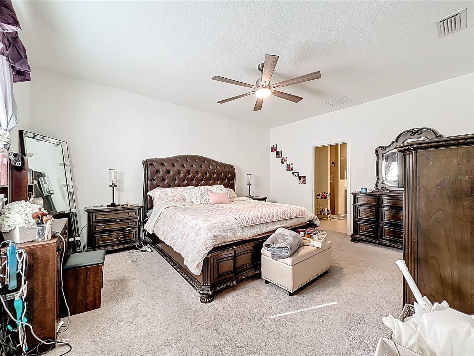 Image 37 of 57 For 3246 Dryden Street