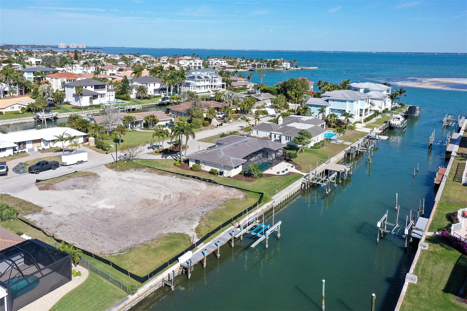 Image 17 of 36 For 536 Gunwale Lane