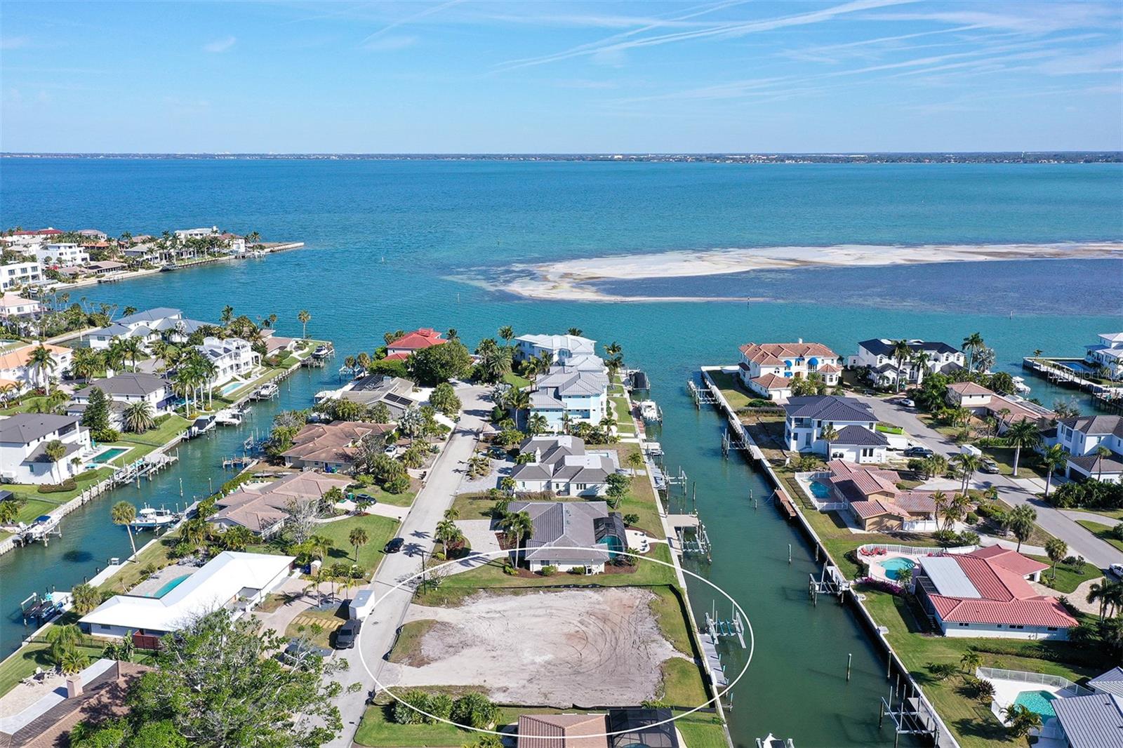 Image 2 of 36 For 536 Gunwale Lane