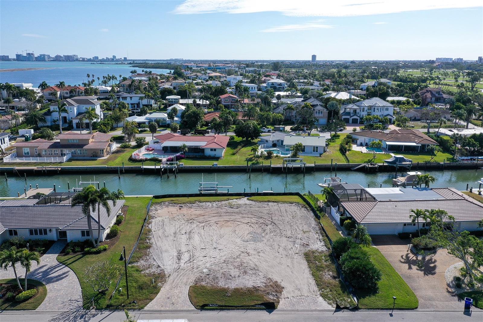 Image 6 of 36 For 536 Gunwale Lane