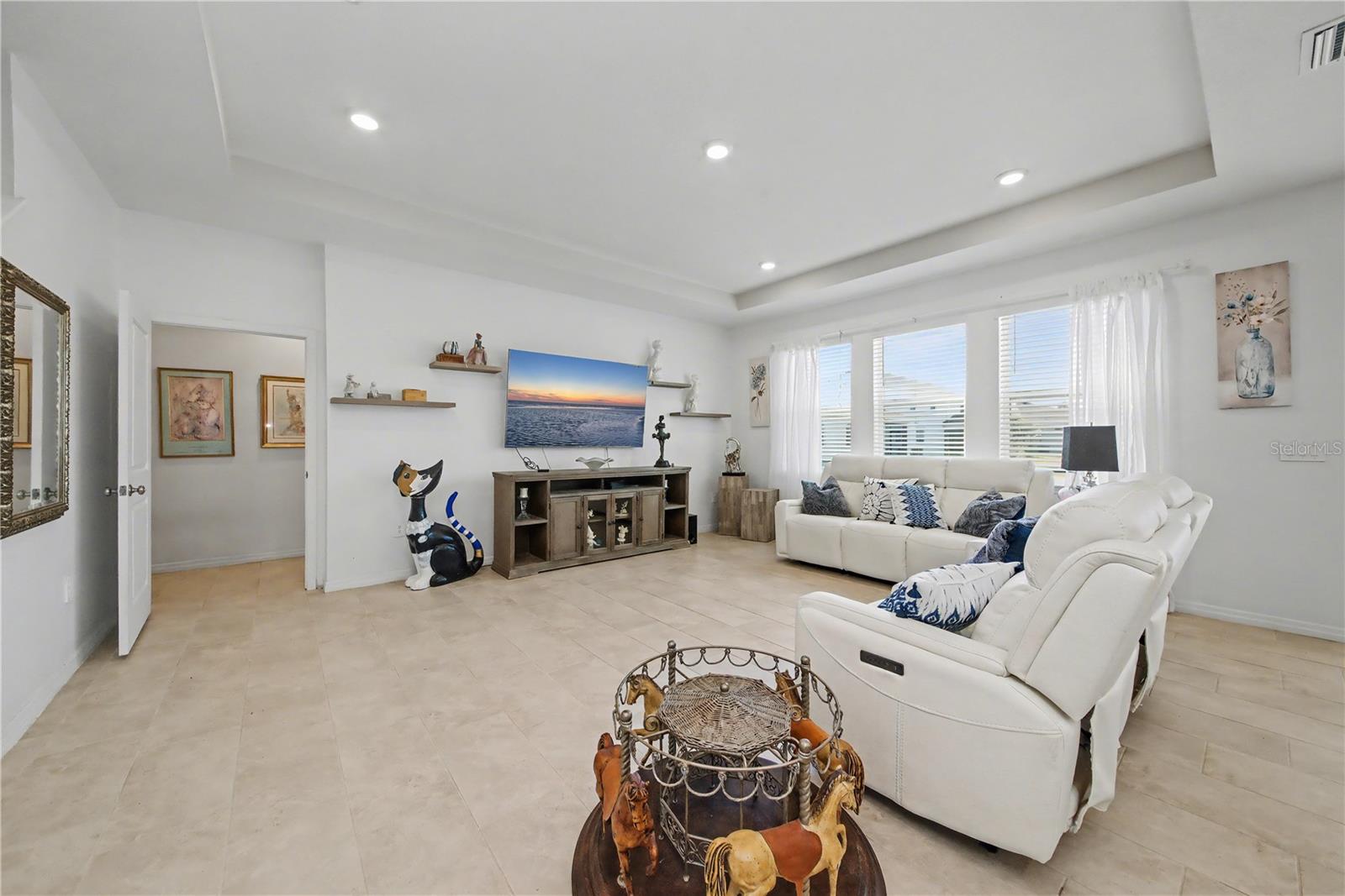 Image 7 of 62 For 5324 Halewood Court