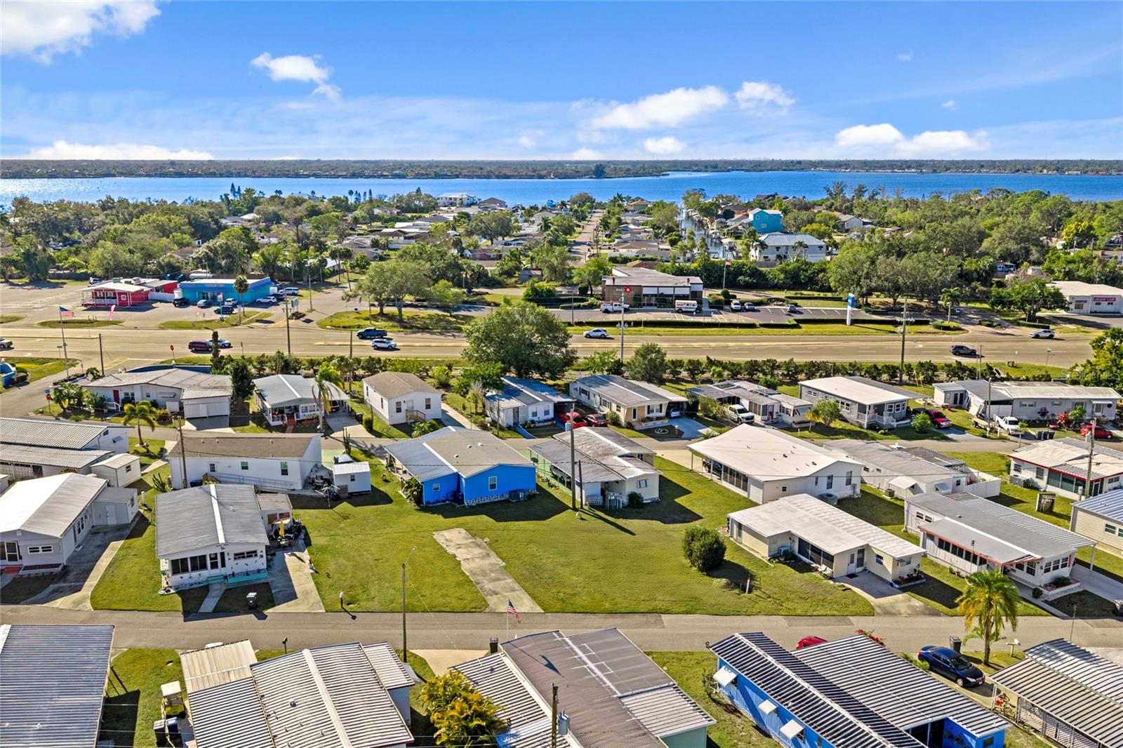 Image 3 of 14 For 4117 11th Street E