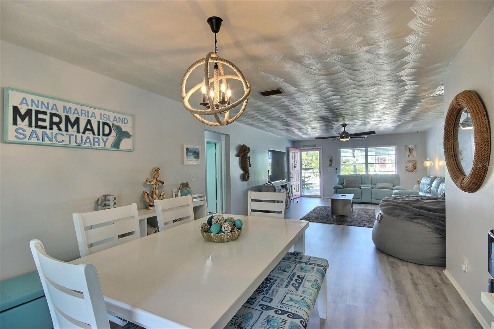 Image 12 of 42 For 531 44th Street Court W