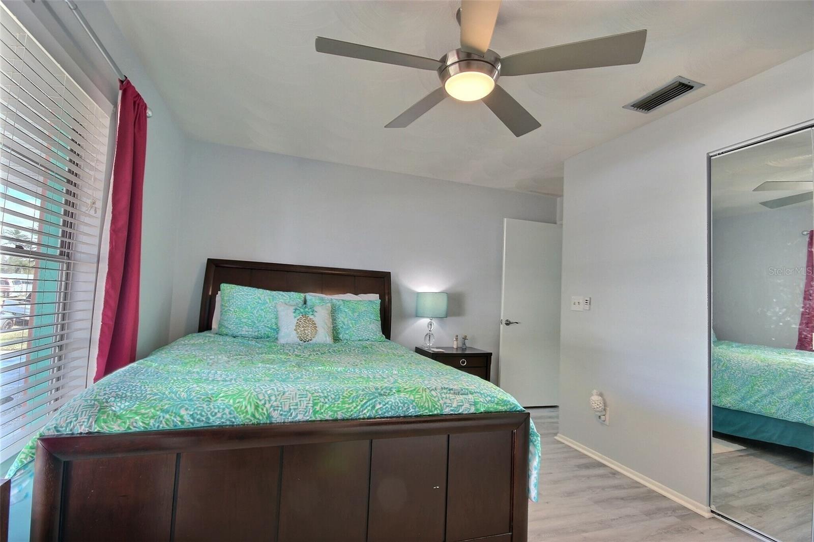 Image 15 of 42 For 531 44th Street Court W