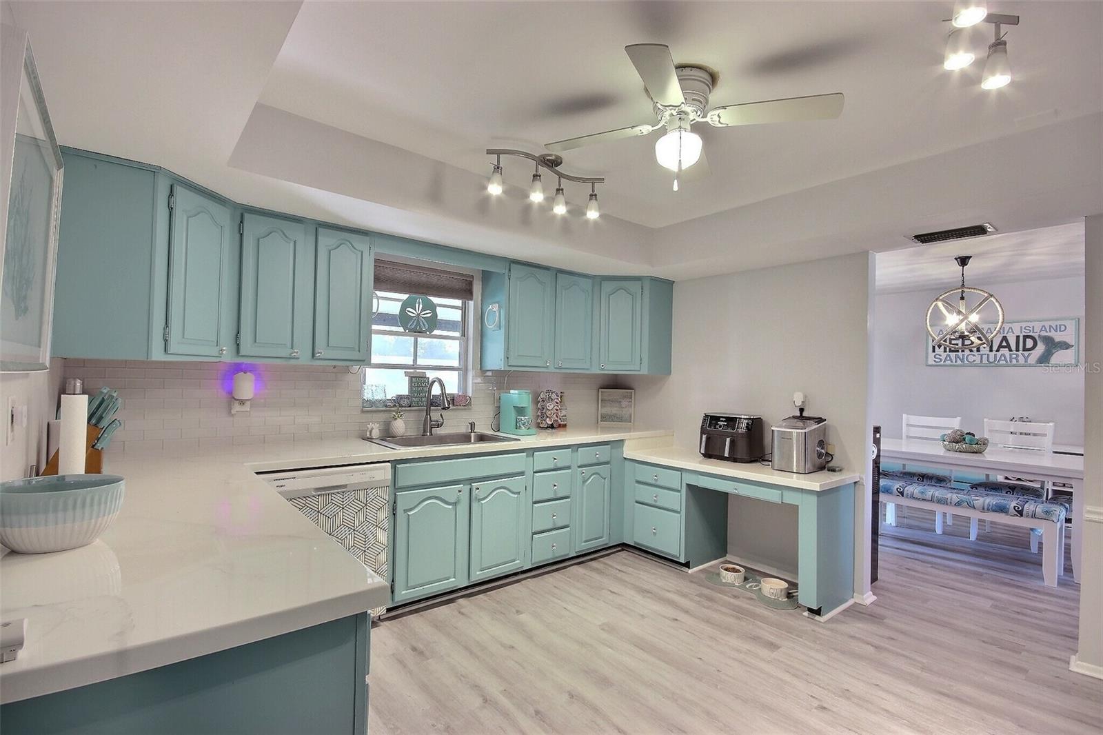 Image 24 of 42 For 531 44th Street Court W