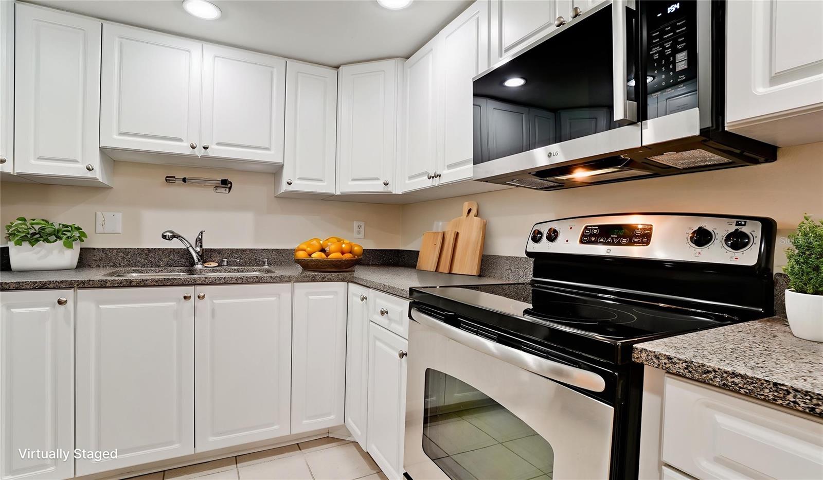 Image 11 of 39 For 1225 56th Street W