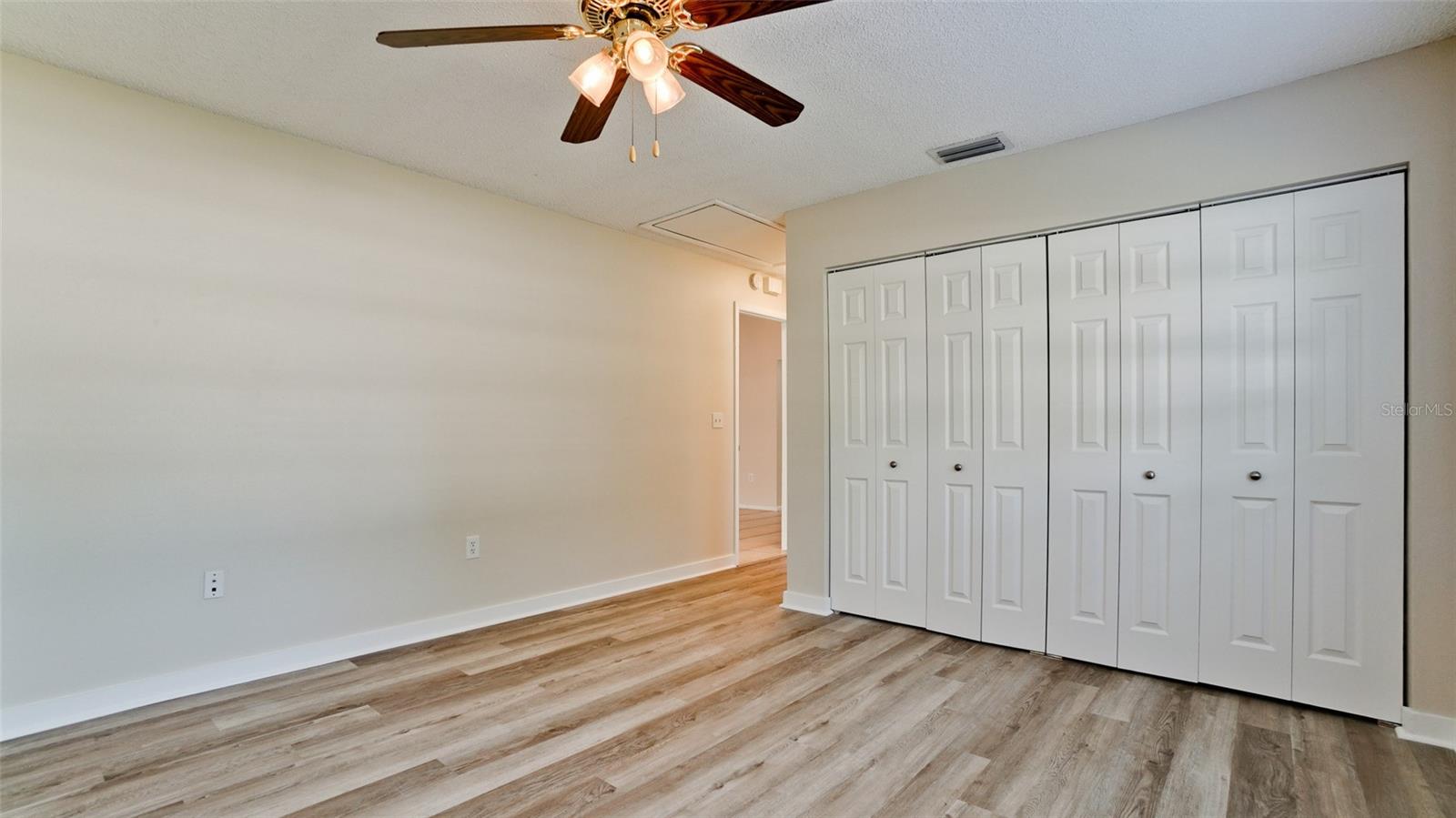 Image 18 of 39 For 1225 56th Street W