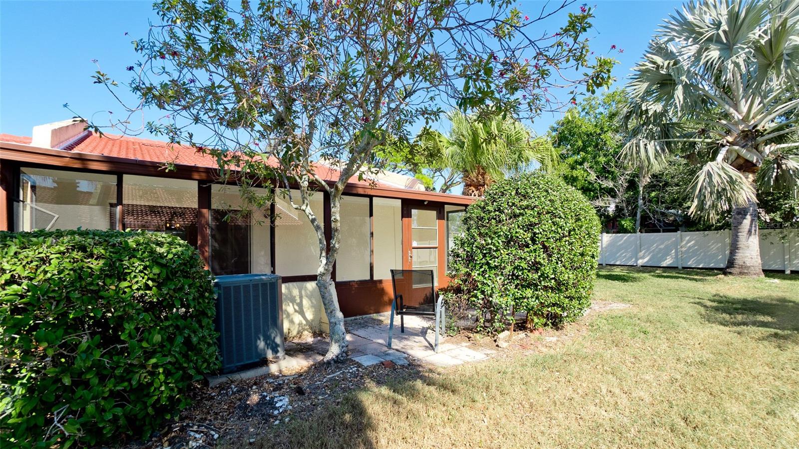 Image 29 of 39 For 1225 56th Street W